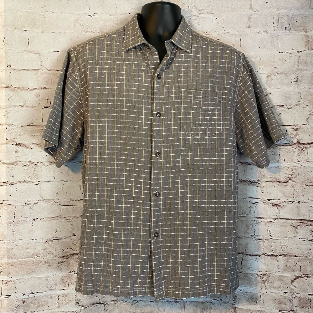 Tommy Bahama Silk Blue Gray Button Down Shirt Short Sleeve Embroidery Size Large